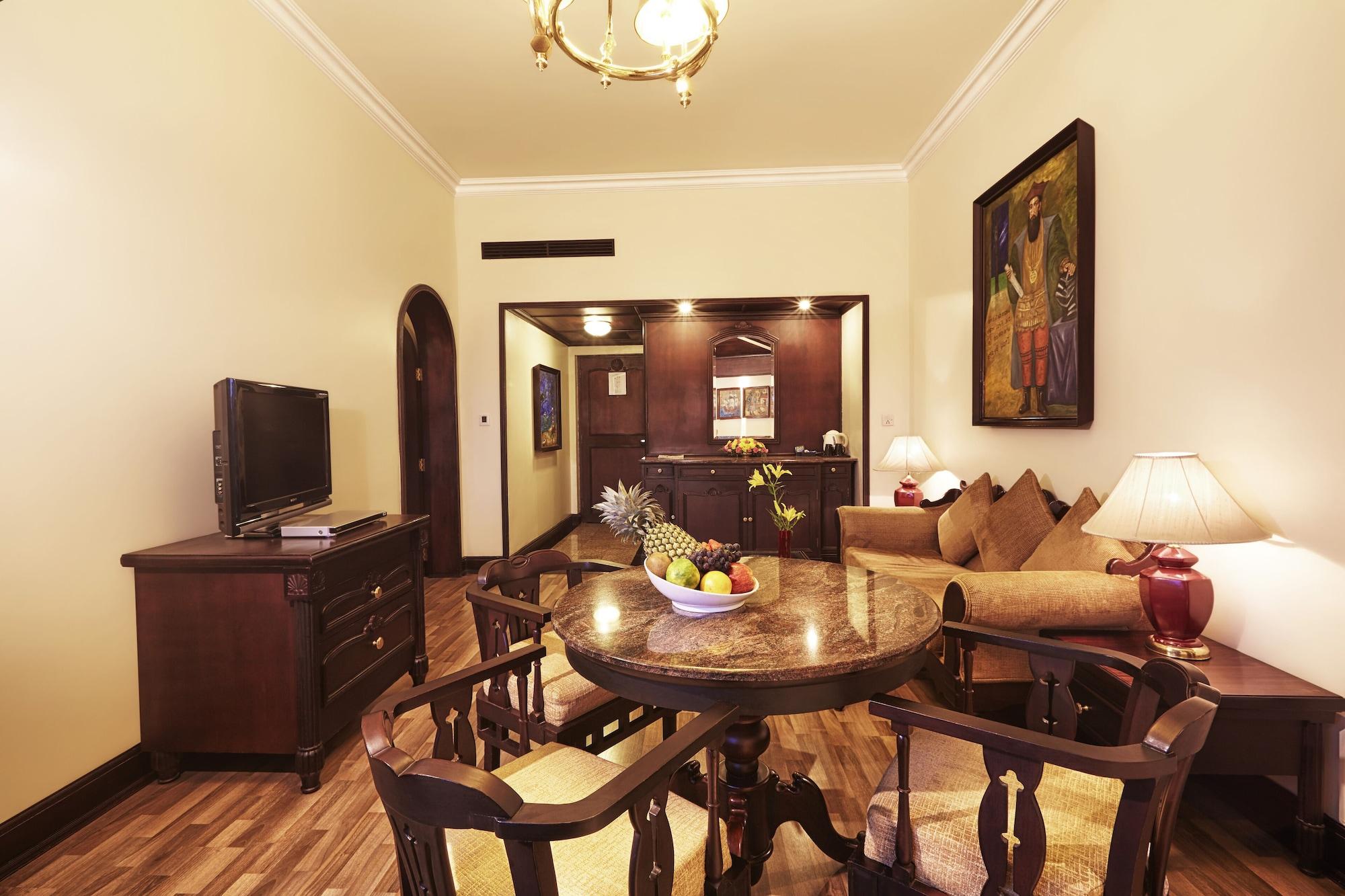 Hotel The Gateway Road, Kozhikode