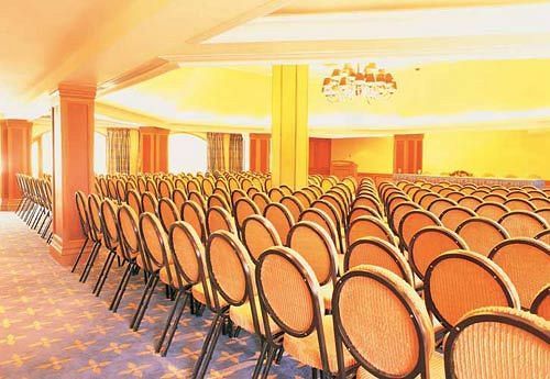 The Gateway Road, Hotel Kozhikode